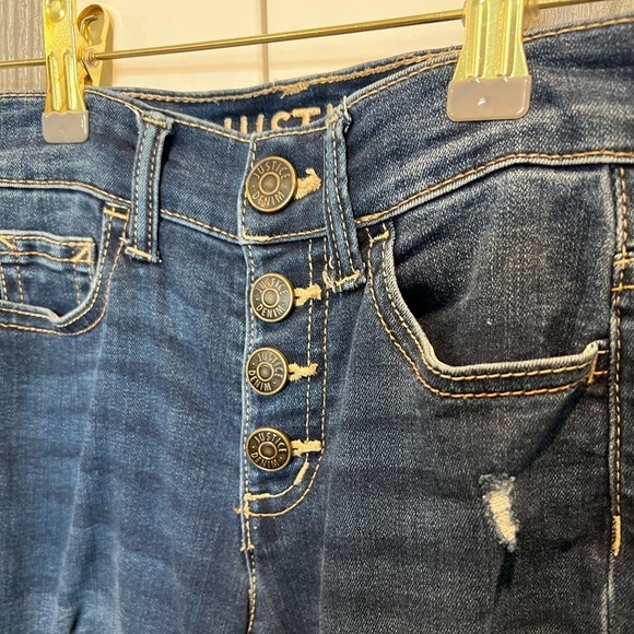 KJ1. Justice 8 Slim Girls Jeans super distressed ⢠Rise 8 ⢠Inseam 22 - Picture 2 of 5